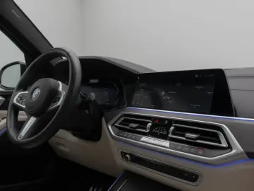 BMW X5 xD30d M Sport Laser 360  HUD DAB Panorama 22