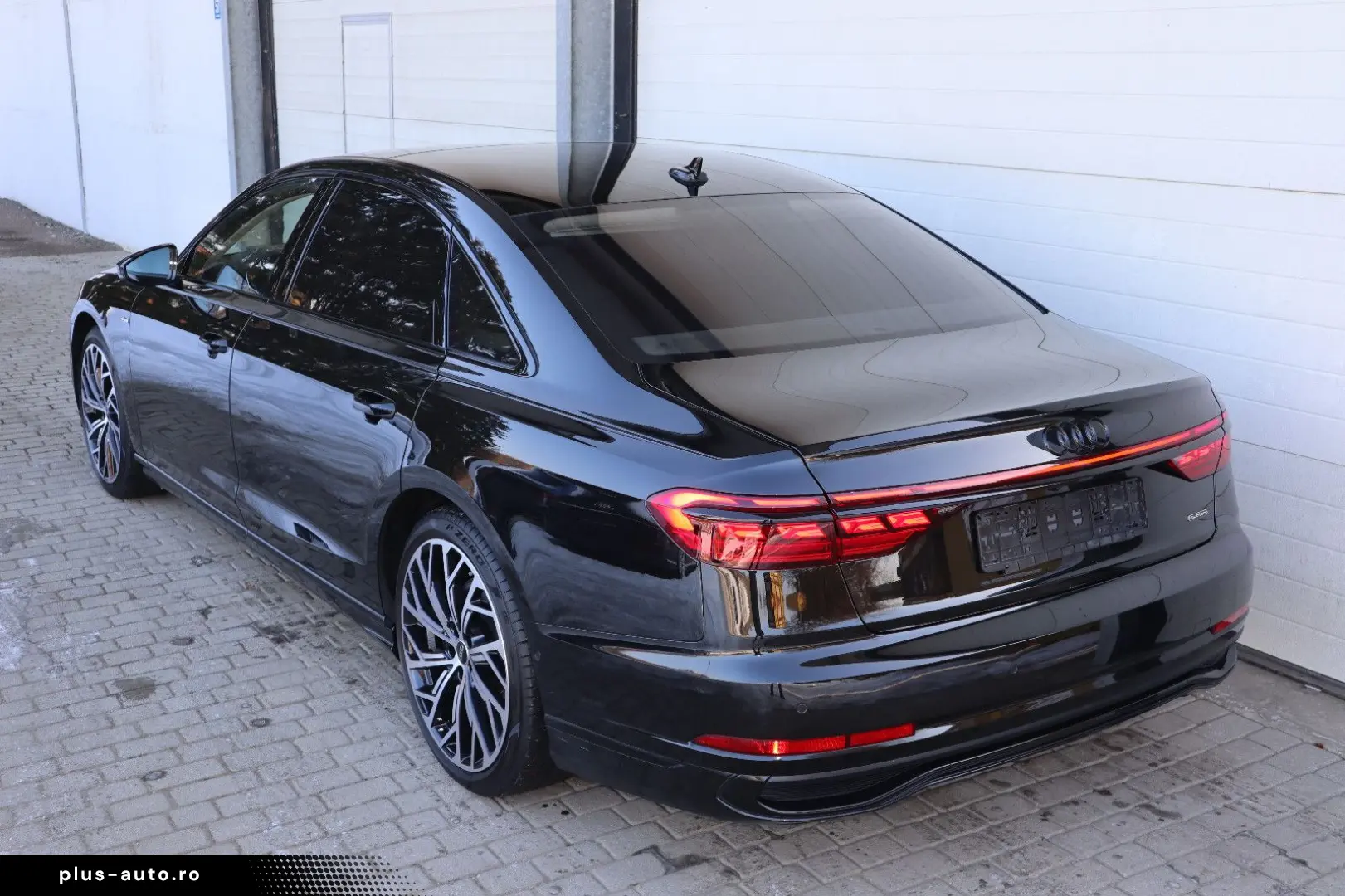 AUDI A8L 60 TFSI V8 lang EINZELSTÜCK   UPE 215.170 -