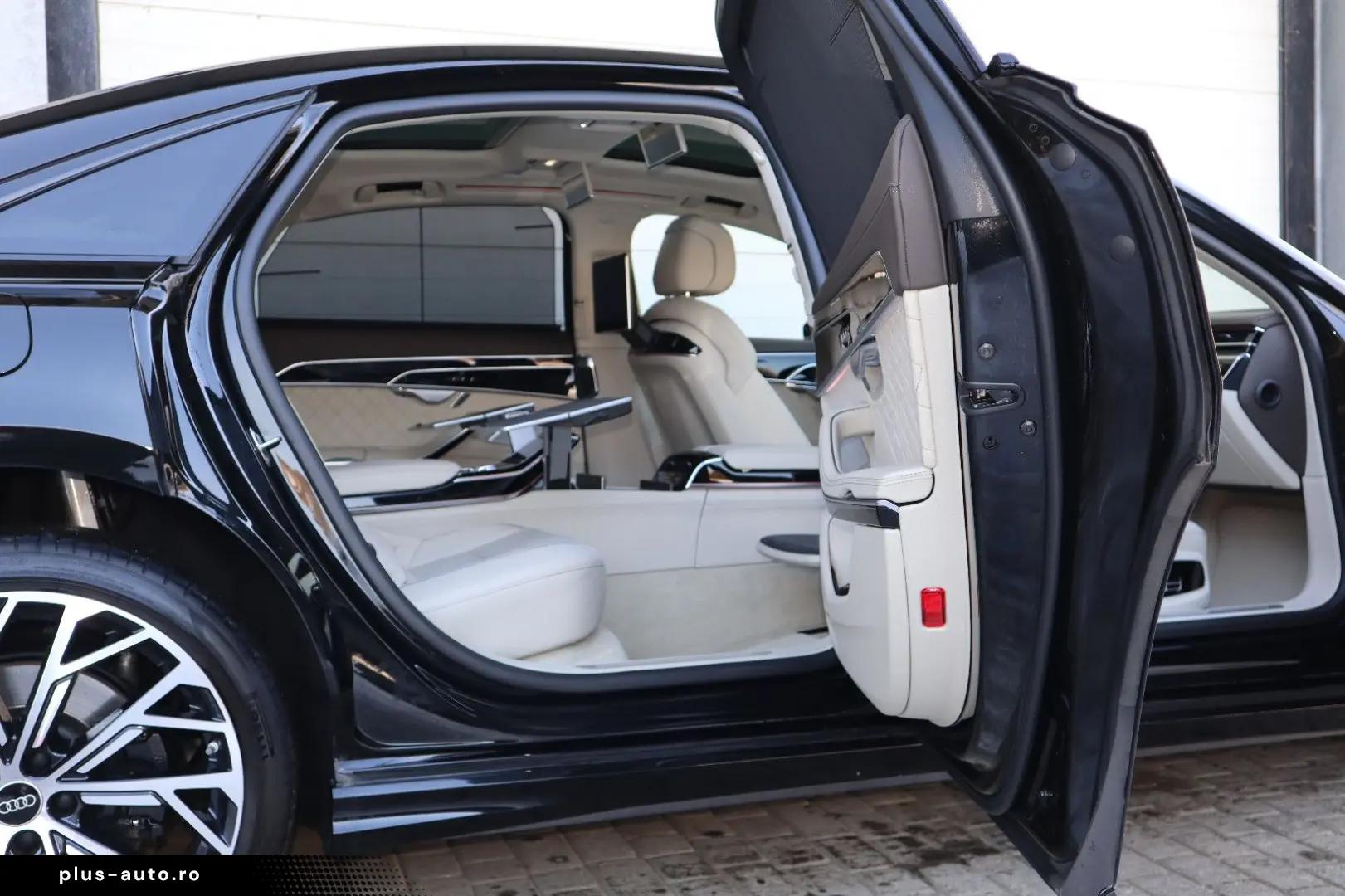 AUDI A8L 60 TFSI V8 lang EINZELSTÜCK   UPE 215.170 -