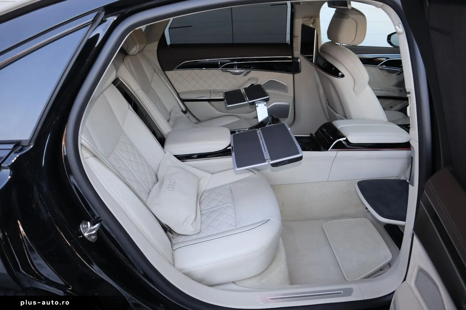 AUDI A8L 60 TFSI V8 lang EINZELSTÜCK   UPE 215.170 -