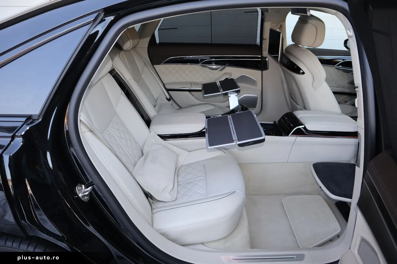 AUDI A8L 60 TFSI V8 lang EINZELSTÜCK   UPE 215.170 -