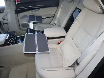 AUDI A8L 60 TFSI V8 lang EINZELSTÜCK   UPE 215.170 -