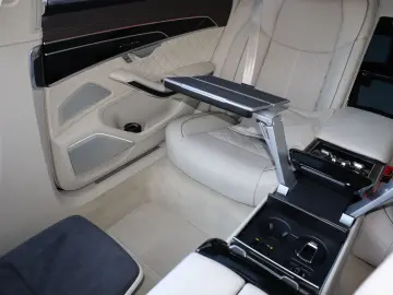 AUDI A8L 60 TFSI V8 lang EINZELSTÜCK   UPE 215.170 -