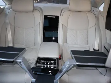 AUDI A8L 60 TFSI V8 lang EINZELSTÜCK   UPE 215.170 -