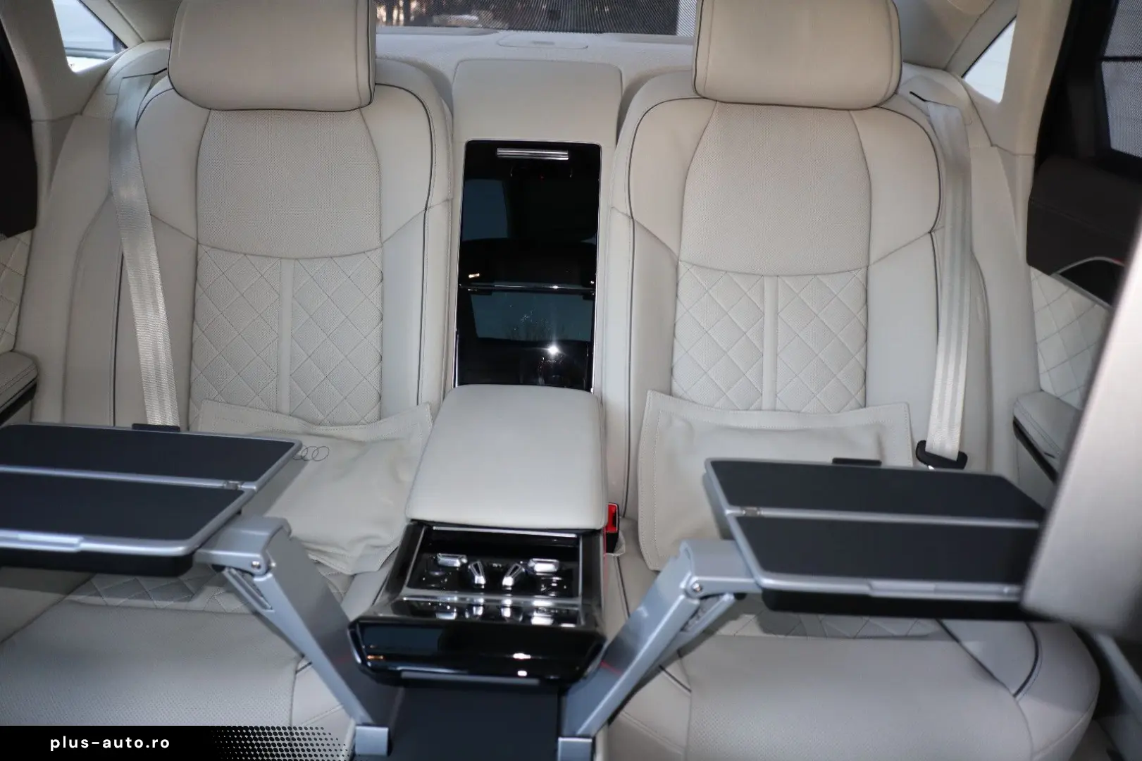 AUDI A8L 60 TFSI V8 lang EINZELSTÜCK   UPE 215.170 -