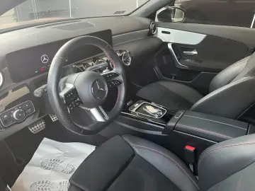 MERCEDES-BENZ A 250 A -Klasse A 250 e