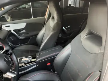 MERCEDES-BENZ A 250 A -Klasse A 250 e