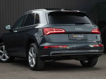 Audi Q5 2.0 TFSI Quattro S tronic Sport