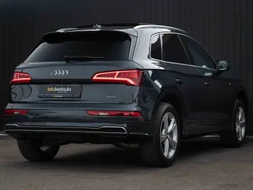 Audi Q5 2.0 TFSI Quattro S tronic Sport