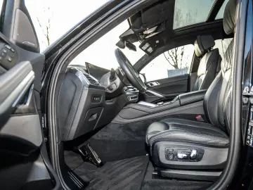 BMW X6 xDrive30d M Sport PANO HUD ACC AHK RFK NAVI L