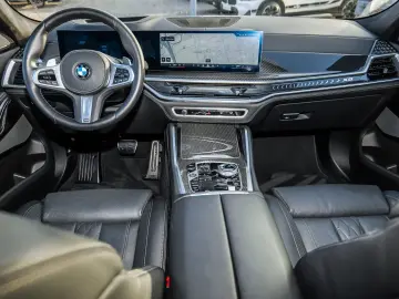 BMW X6 xDrive30d M Sport PANO HUD ACC AHK RFK NAVI L