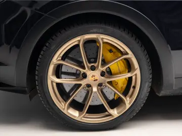 Porsche Cayenne Turbo GT