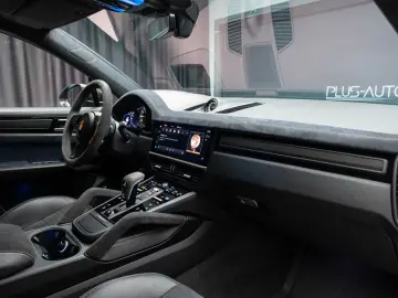 Porsche Cayenne Turbo GT