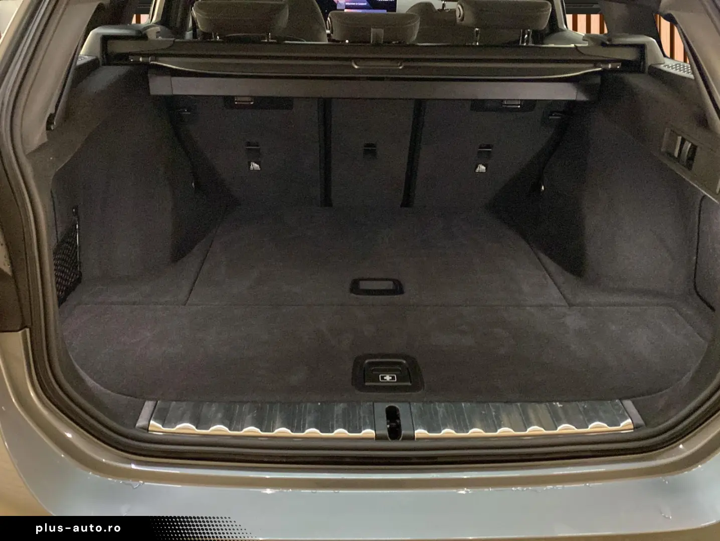 BMW 330 i Touring xDrive M Sport ACC HiFi Kamera