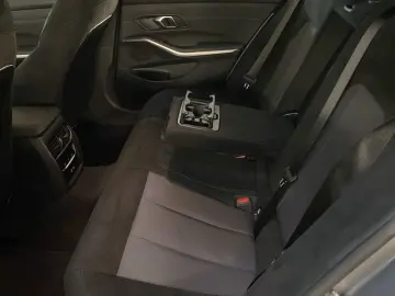 BMW 330 i Touring xDrive M Sport ACC HiFi Kamera