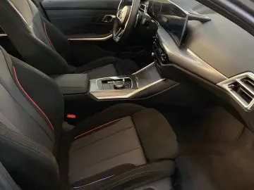 BMW 330 i Touring xDrive M Sport ACC HiFi Kamera