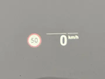 BMW X5 xDrive45e M-Sport NAV LASER AHK PANO HUD 21ZO