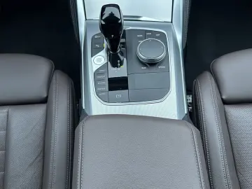 BMW M440i Gran Coupé xDrive NAV LED HEAD-UP AHK 19ZO