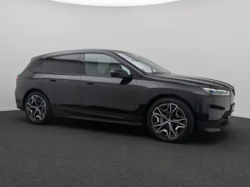 BMW iX xD40 SkyLounge H K 360  Laser ACC DAB 22Zoll
