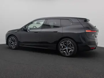 BMW iX xD40 SkyLounge H K 360  Laser ACC DAB 22Zoll