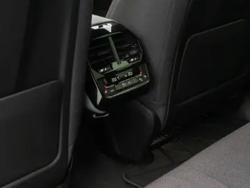 BMW iX xD40 SkyLounge H K 360  Laser ACC DAB 22Zoll