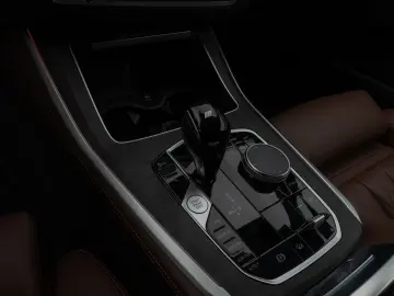 BMW X5 xD30d M Sport Laser DAB HiFi AHK DiplayKey