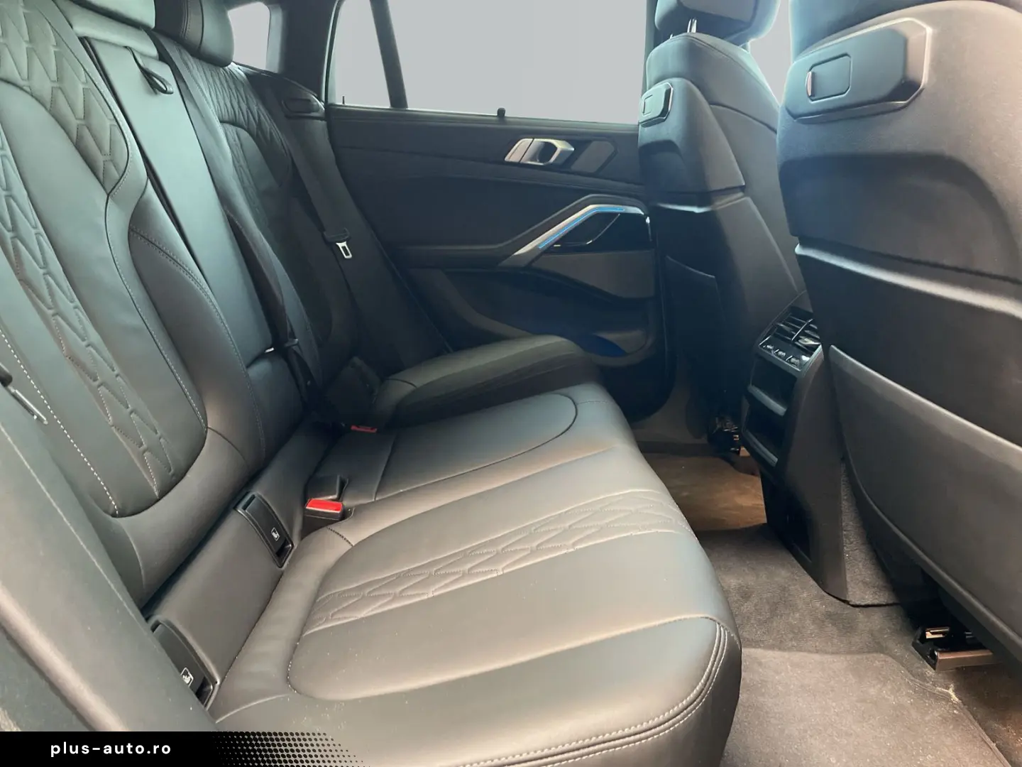 BMW X6 xDrive40d M Sportpaket 22 Zoll H K 2 Achs Pan