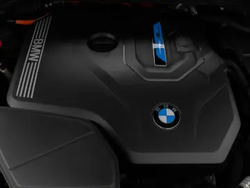 BMW X3 xD30e Laser 360  HUD DAB HiFi Komfort Sport