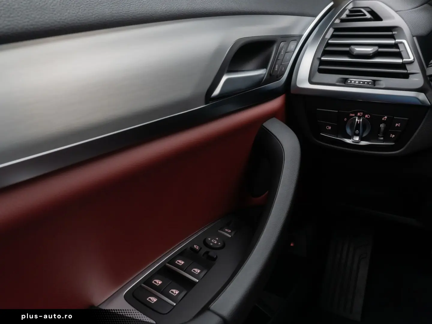 BMW X3 xD30e Laser 360  HUD DAB HiFi Komfort Sport