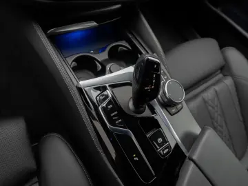 BMW 540d xD M Sport Laser HUD DAB HiFi ACC Komfort