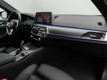 BMW 540d xD M Sport Laser HUD DAB HiFi ACC Komfort