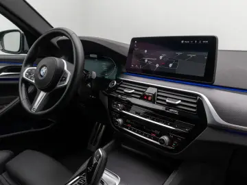 BMW 540d xD M Sport Laser HUD DAB HiFi ACC Komfort