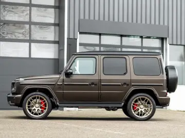 Mercedes-Benz G 63 AMG MY 2026 CITRIN MAGNO BEIGE