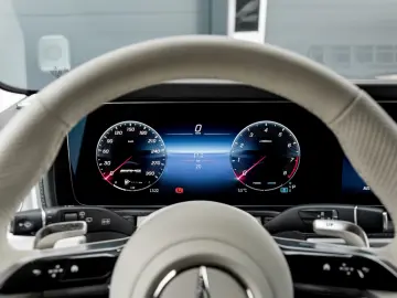 Mercedes-Benz G 63 AMG MY 2026 CITRIN MAGNO BEIGE