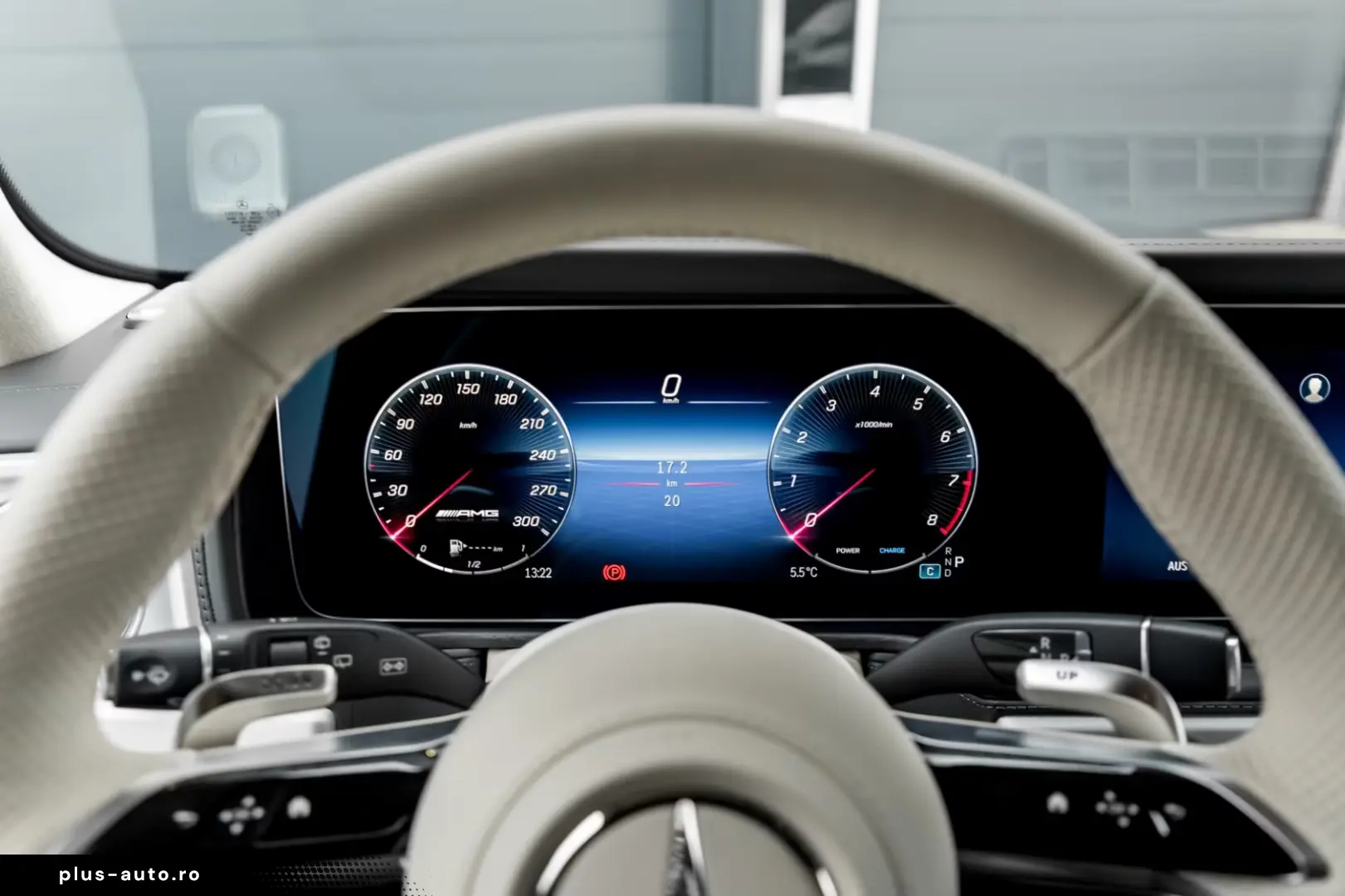 Mercedes-Benz G 63 AMG MY 2026 CITRIN MAGNO BEIGE