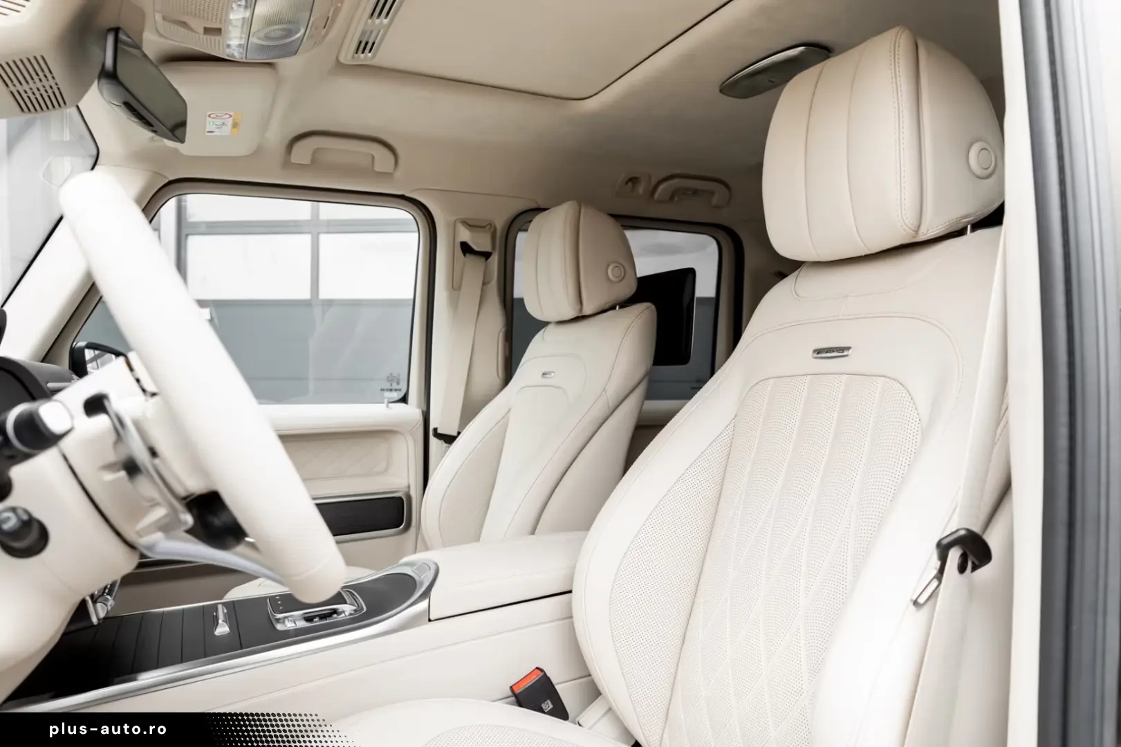 Mercedes-Benz G 63 AMG MY 2026 CITRIN MAGNO BEIGE