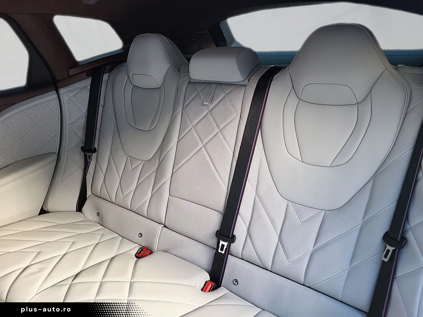 BMW XM 50e M SPORT Sitzbelüft ACC 360  B&W AHK SoftC