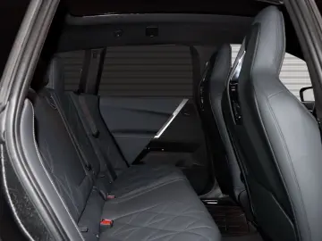 BMW iX xDrive40 AHK schwenkbar Panoramadach