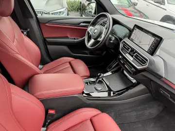 BMW X3 xDrive30d M-Sport AHK FLA DAB RFK adpt.FW Mem