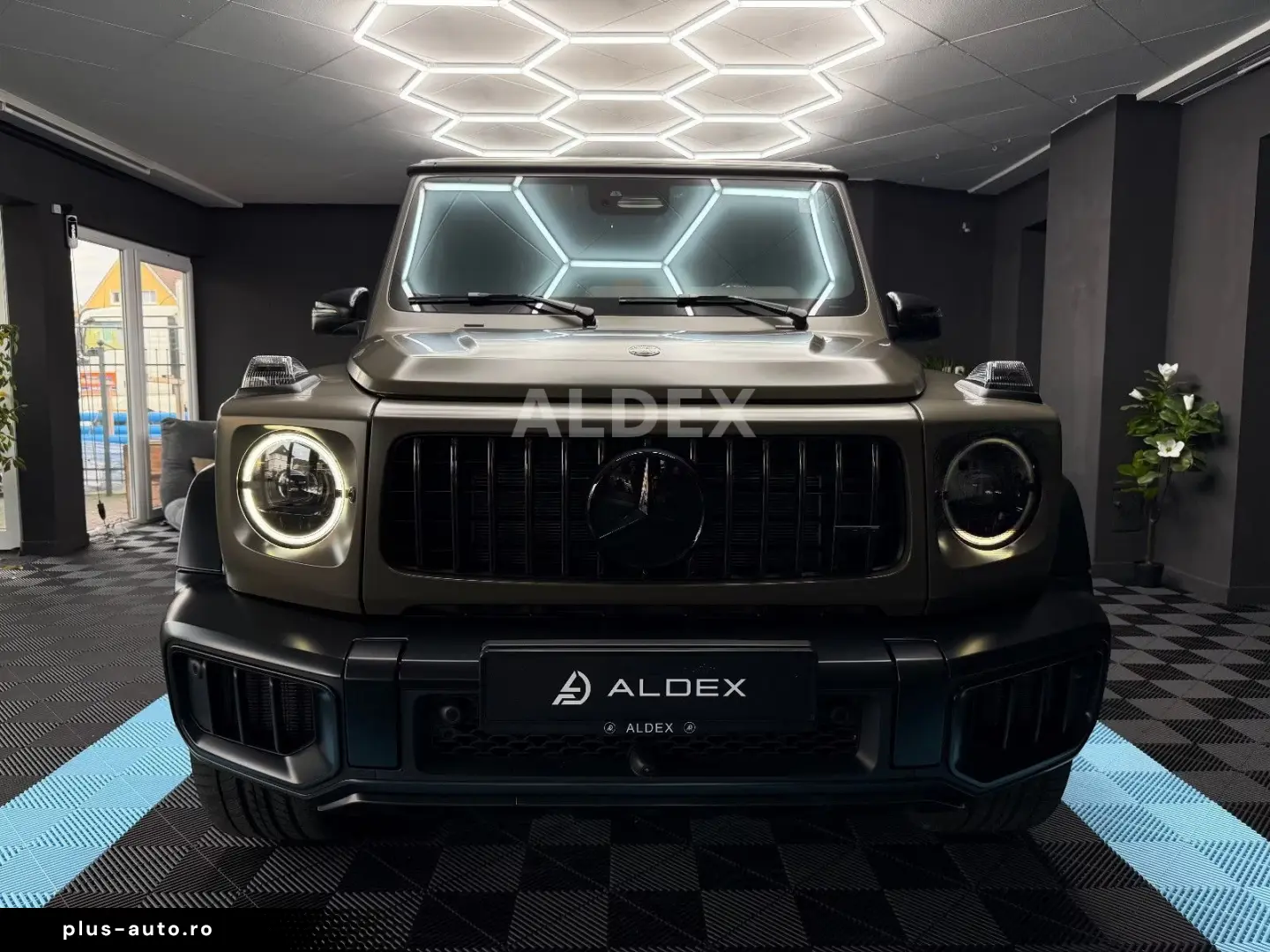 Mercedes-Benz G 63 AMG  MY26 DARKOLIVE   BROWN