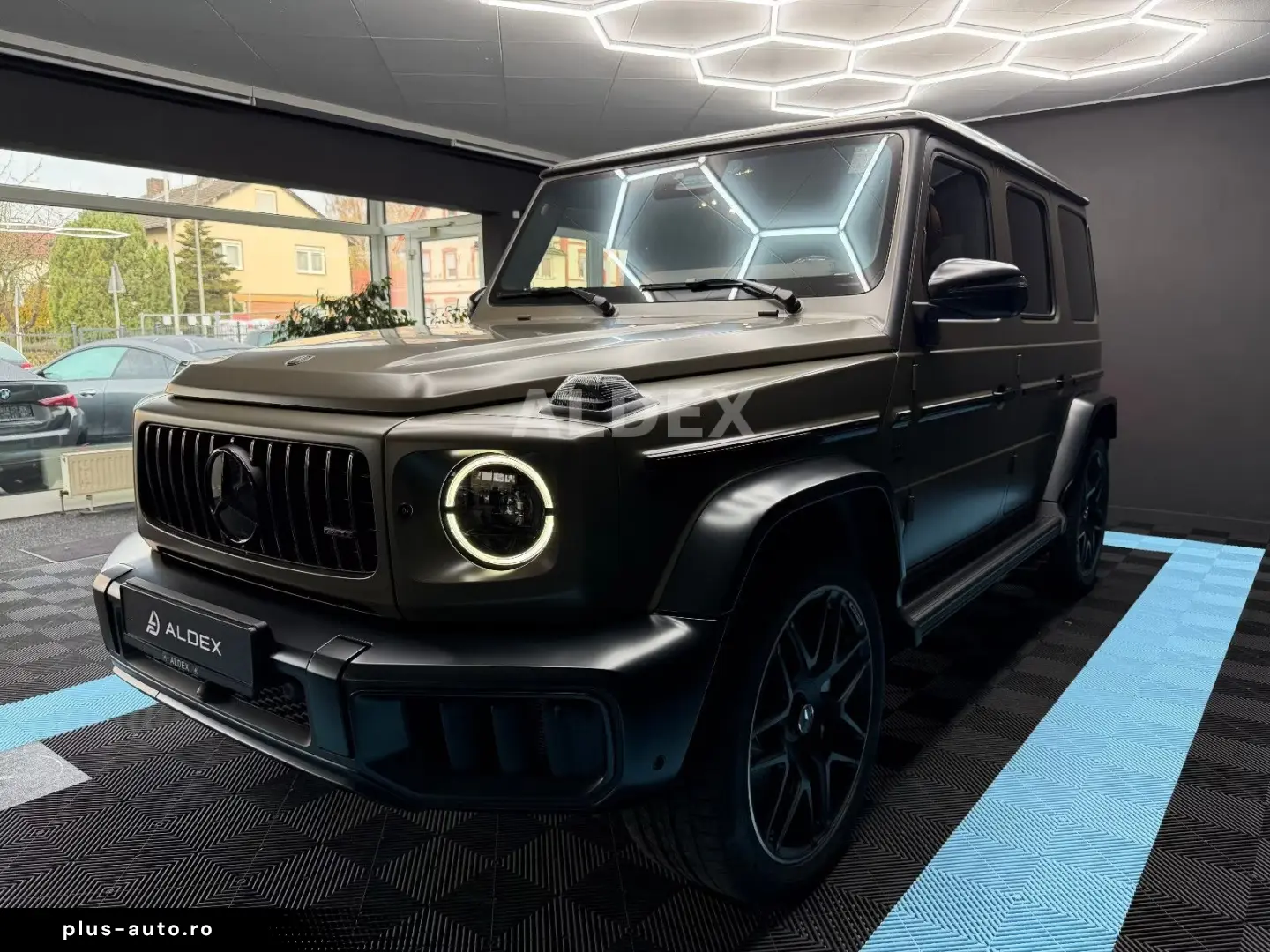 Mercedes-Benz G 63 AMG  MY26 DARKOLIVE   BROWN