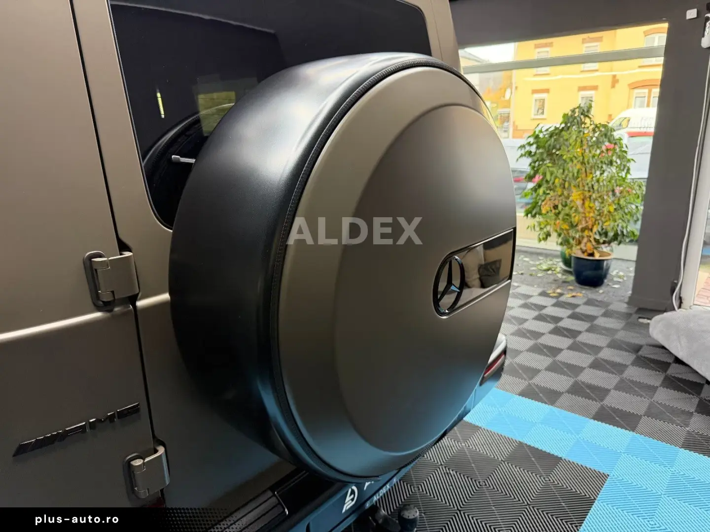 Mercedes-Benz G 63 AMG  MY26 DARKOLIVE   BROWN