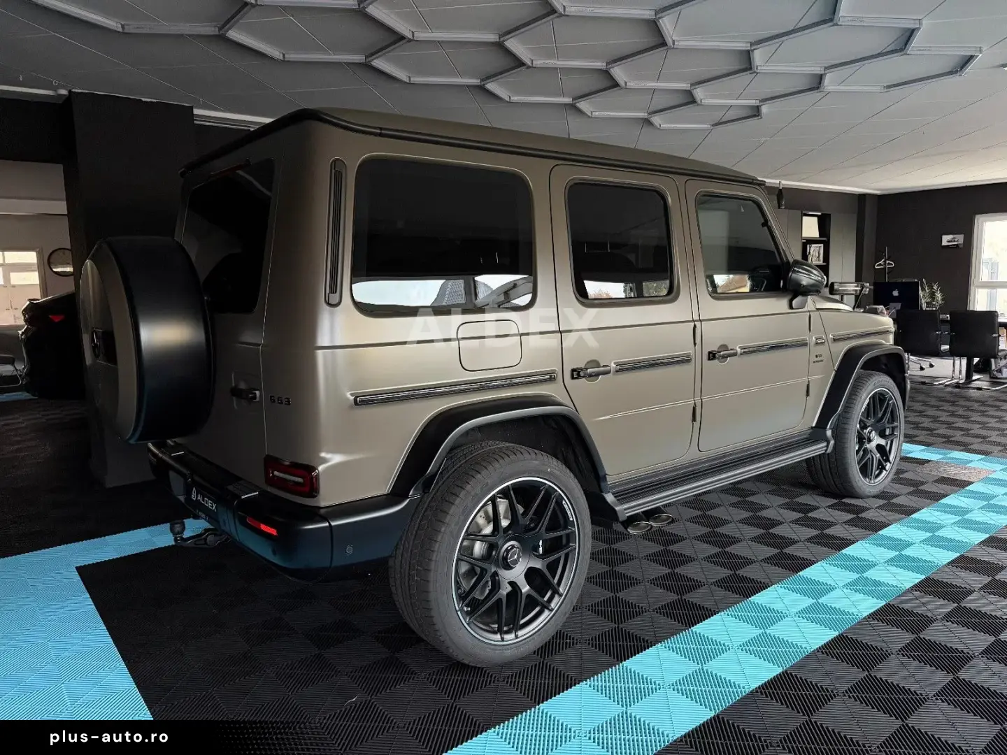 Mercedes-Benz G 63 AMG  MY26 DARKOLIVE   BROWN