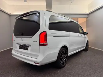 MERCEDES-BENZ V 300 d 4Matic AMG  LINE 19 LANG AHK 6&hellip;