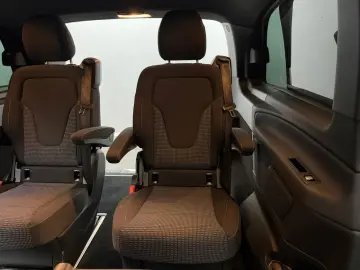 MERCEDES-BENZ V 300 d 4Matic AMG  LINE 19 LANG AHK 6&hellip;