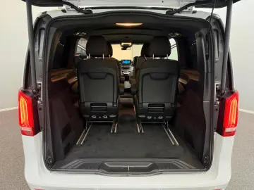 MERCEDES-BENZ V 300 d 4Matic AMG  LINE 19 LANG AHK 6&hellip;