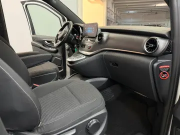 MERCEDES-BENZ V 300 d 4Matic AMG  LINE 19 LANG AHK 6&hellip;