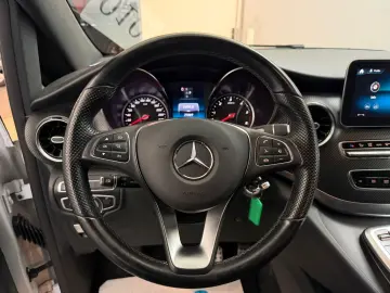 MERCEDES-BENZ V 300 d 4Matic AMG  LINE 19 LANG AHK 6&hellip;