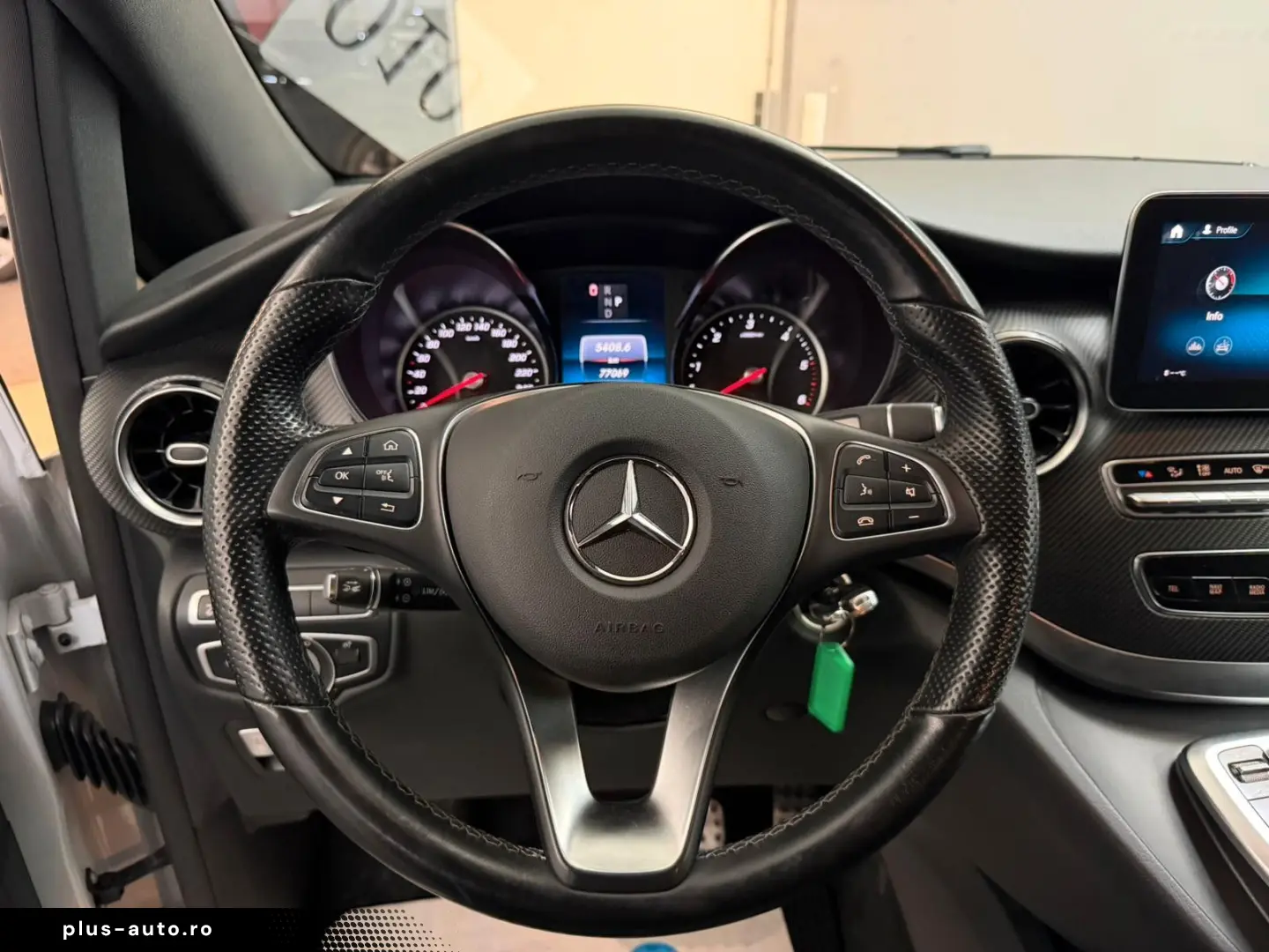 MERCEDES-BENZ V 300 d 4Matic AMG  LINE 19 LANG AHK 6&hellip;