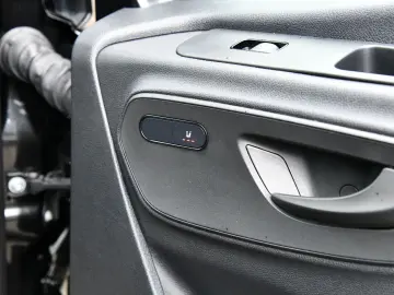 MERCEDES-BENZ Sprinter Tourer RWD 317 CDI L3H2 9-Sizter